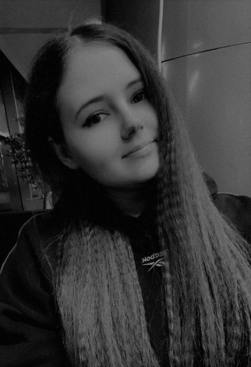 Хеллоу 🫶🏻🖤