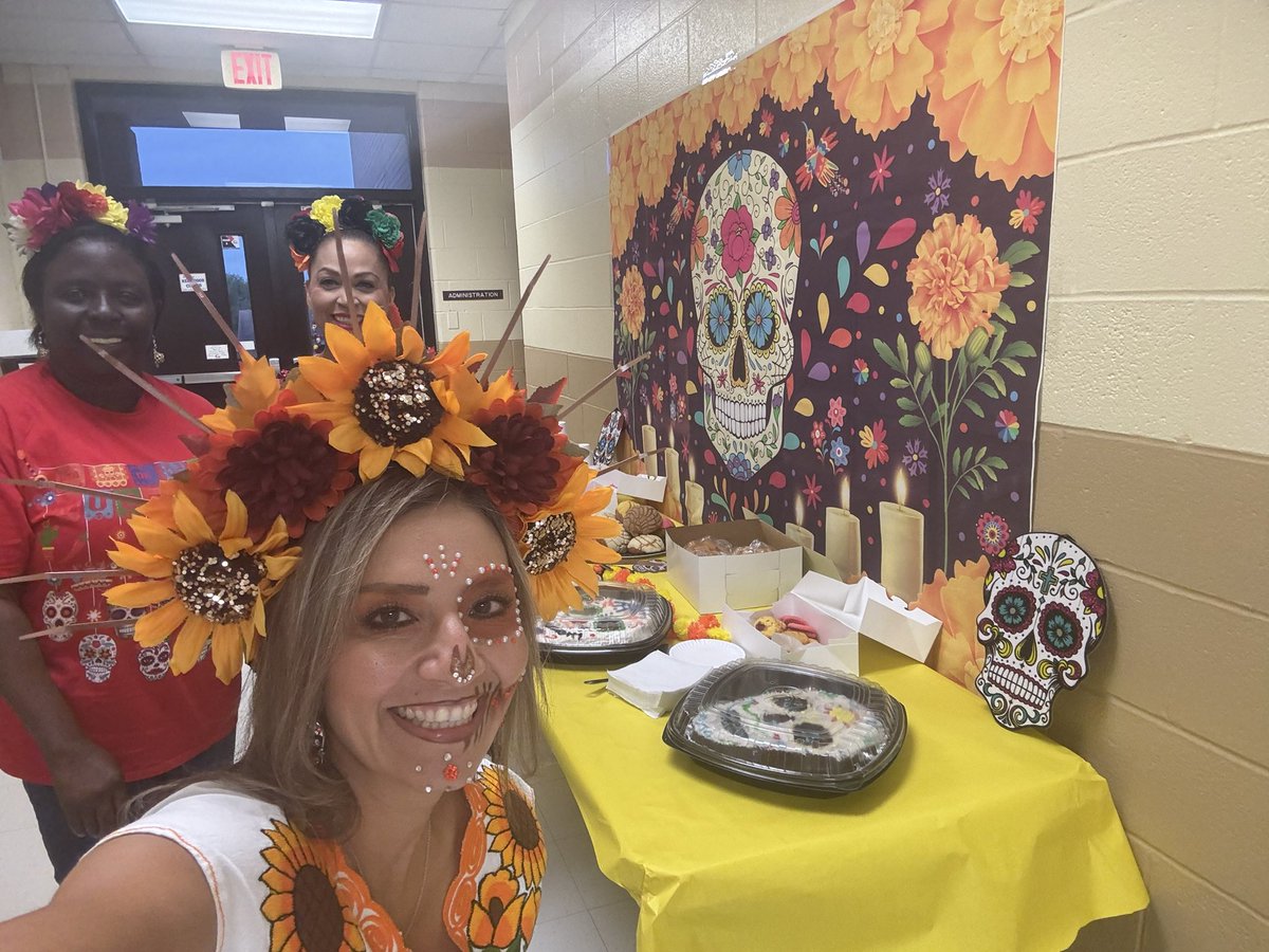 NISDCody's tweet photo. Celebrating All Saint’s Day and All Soul’s Day!!! “Dia De Los Muertos!” #crazyboutcody #admincan #wegopublic https://t.co/hwpraRYME2