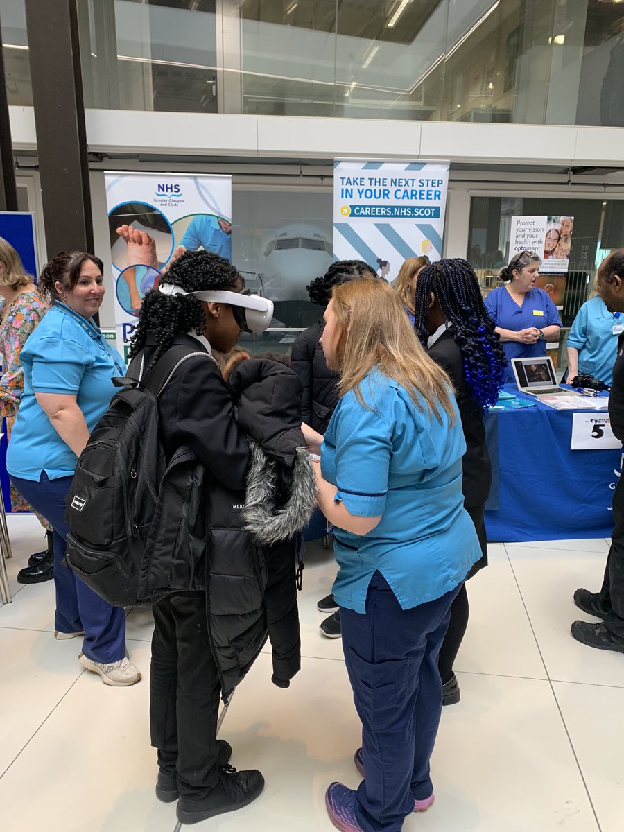 JenDick2019's tweet image. Great to be part of the #stemcityglasgow event today at Glasgow City College. Lots of excitement around the use of VR headsets - excellent way of showcasing our AHP professions.
@NESnmahp @JoanneAHPCYPED @rennie_jillian @NHSGGCDiet @nhsggcpodiatry