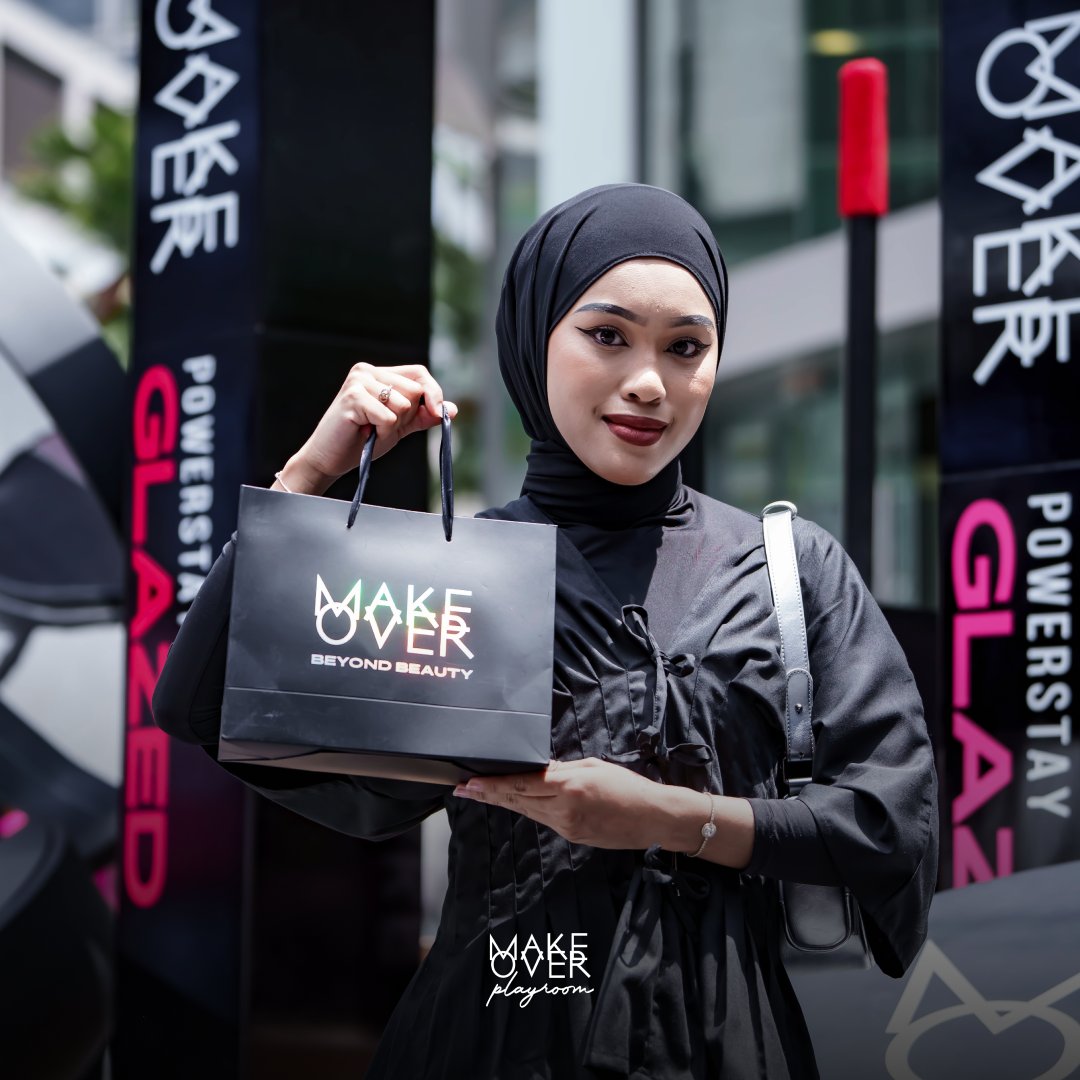 makeovermy_'s tweet photo. From play to shop, you can do anything here! 😘 Guess I'll see you around this weekend, gorg! https://t.co/iLzaXV1Imw