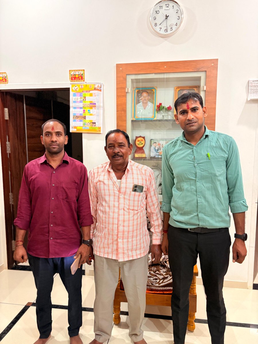 Rajendra050787's tweet photo. कृष्णलीला ऐसी हो कि परिवार में रोज ही अन्नकूट (56 भोग) हो | सुख, शांन्ति एवं समृध्दि की मंगलकामनाओं के साथ  
*जय गिरधर*
 *जय श्री राधे*
ll  🌞 नमस्कार, वंदेमातरम ll
राजेंद्र कुमावत घाटवा 
📱 9414065690 https://t.co/XPXnbAn3hz