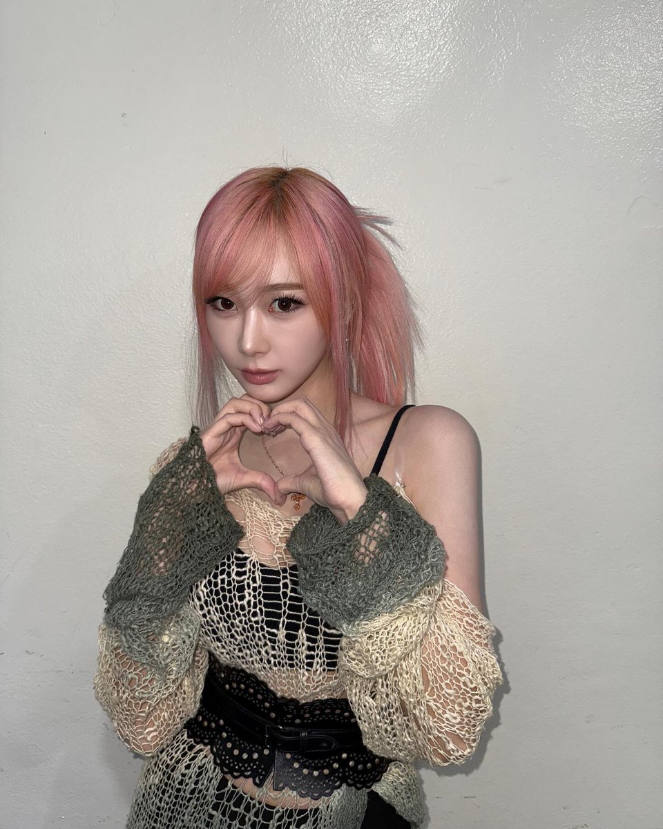gslpics's tweet photo. aerichandesu instagram update ! https://t.co/uKzBumbmOi