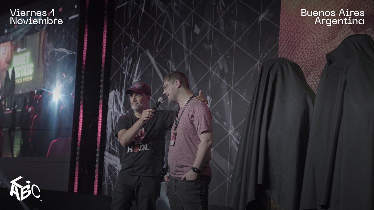 例のビットコインカンファレンスの「サトシ・ナカモトが正体明かす」騒動の結末、こちらです。 （以下、カンファレンス公式アカウントの投稿） >  何千人もの人々がその名を主張しているが、現実は一つである： > 我々はみなサトシである 解散 ...