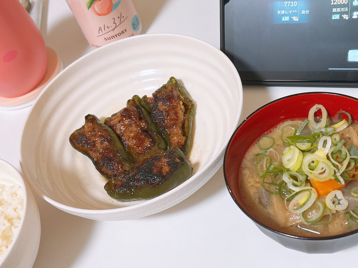 ___3232Pchan's tweet photo. ぴちゃご飯👶🏻ྀི
茶色い物がいちばんおいしい https://t.co/6PBZLE8xQB