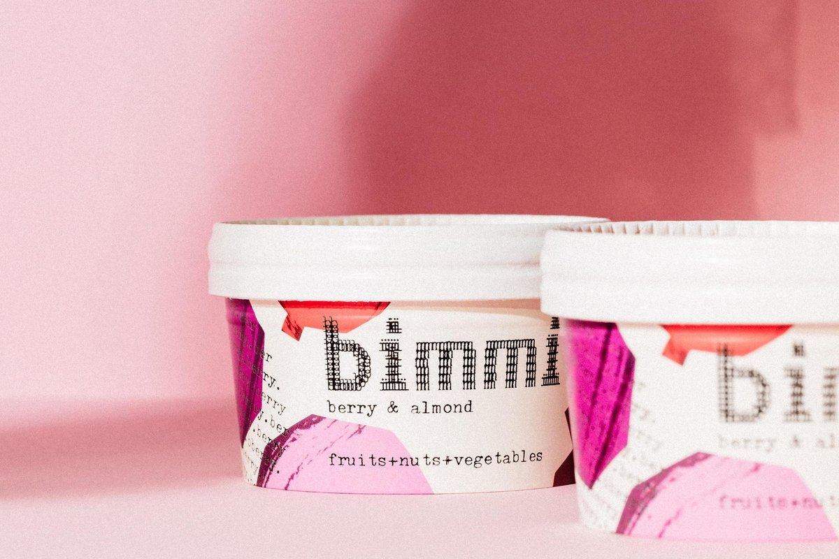 TheDieline's tweet image. Bimmi’s packaging celebrates an all-natural, hand-crafted aesthetic that reflects the pure, whole ingredients in its frozen smoothies. Perniclas Bedow, CEO and Creative Director of Bedow Design, tells us a bit more about the analog approach to the design. thedieline.com/in-the-age-of-…