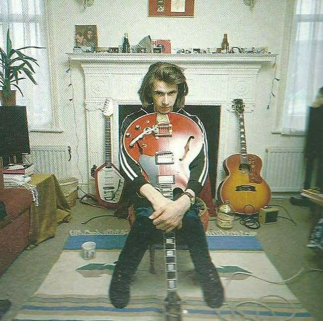 bernard butler daily (@bernardbdaily) on Twitter photo 