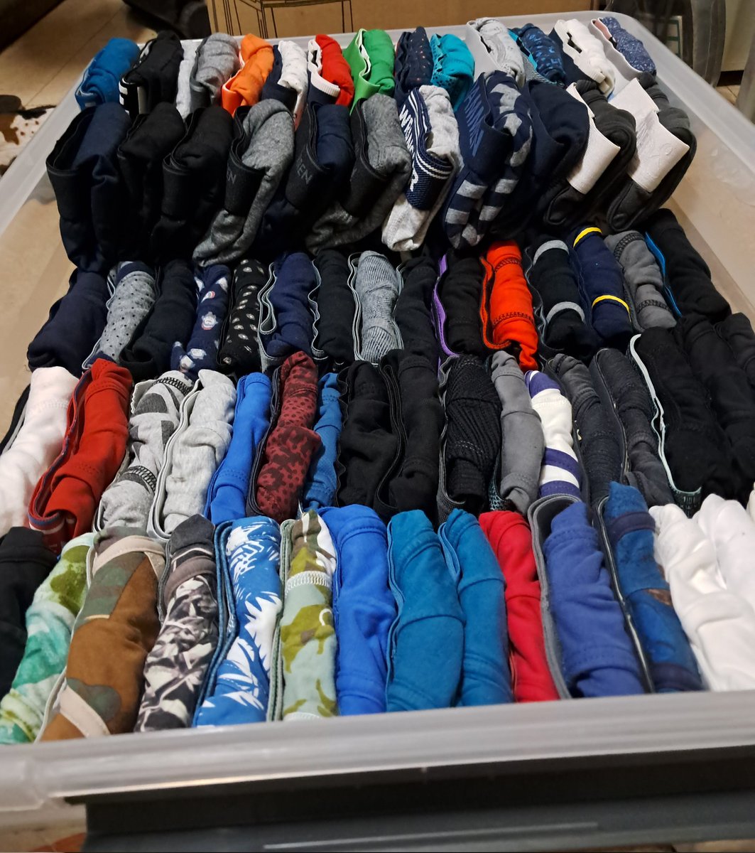 PrinceCodyBryan's tweet photo. Meron din ba dito adik sa underwears? Hehhehehe #brieffetish #underwearcollection https://t.co/GhJDnMhGMS