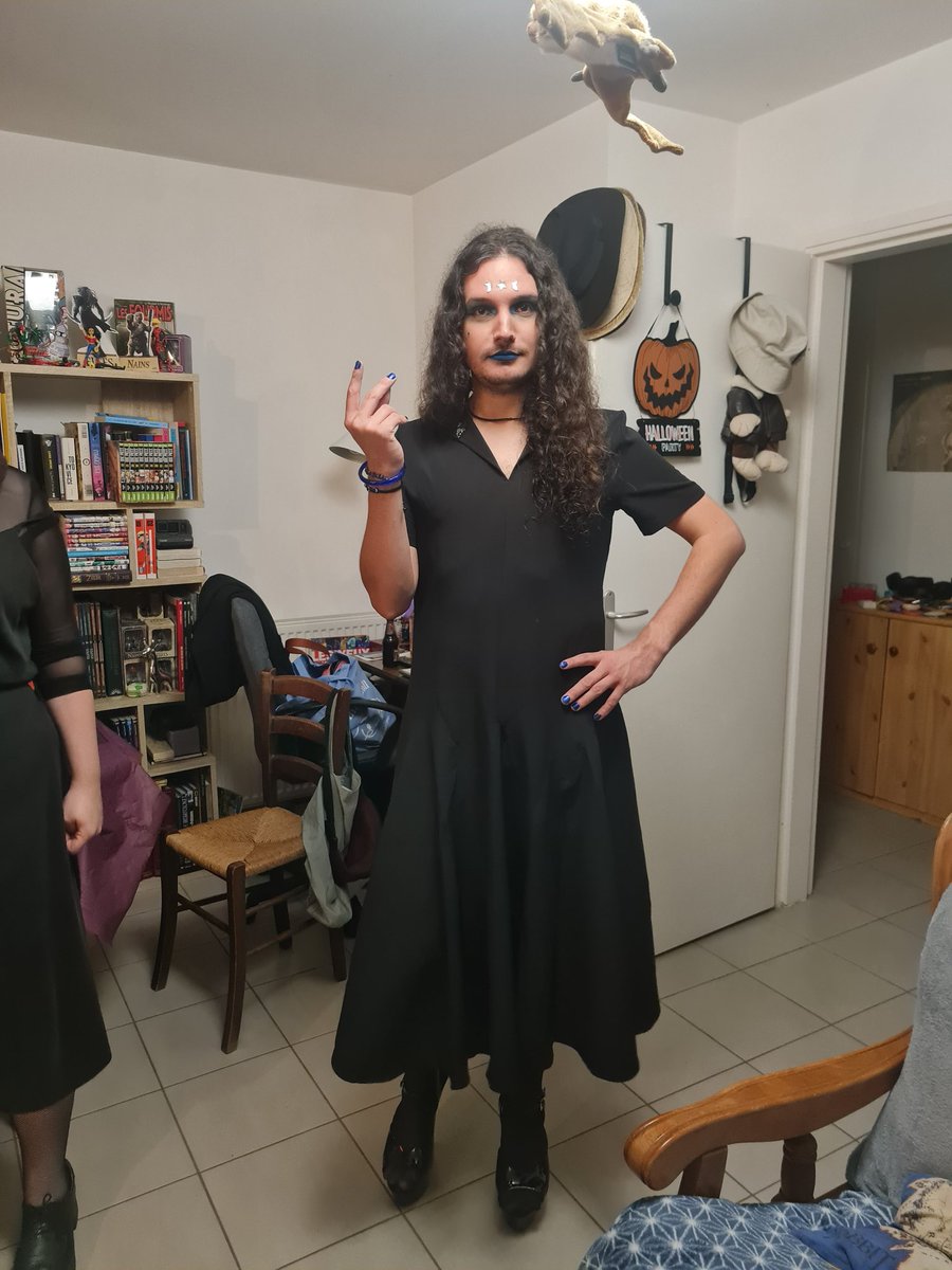 TheMirandaSpell's tweet photo. J'espère que vous avez passé une bonne Samhain / Halloween mes petites sorcières? https://t.co/78LwKWpD4j