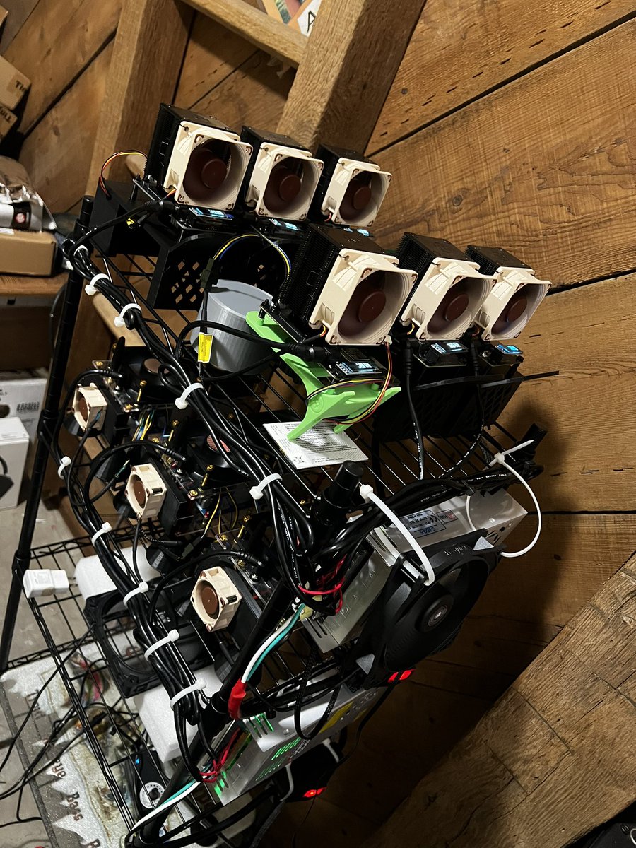 The farm is farming! #bitaxe #bitcoin #mining