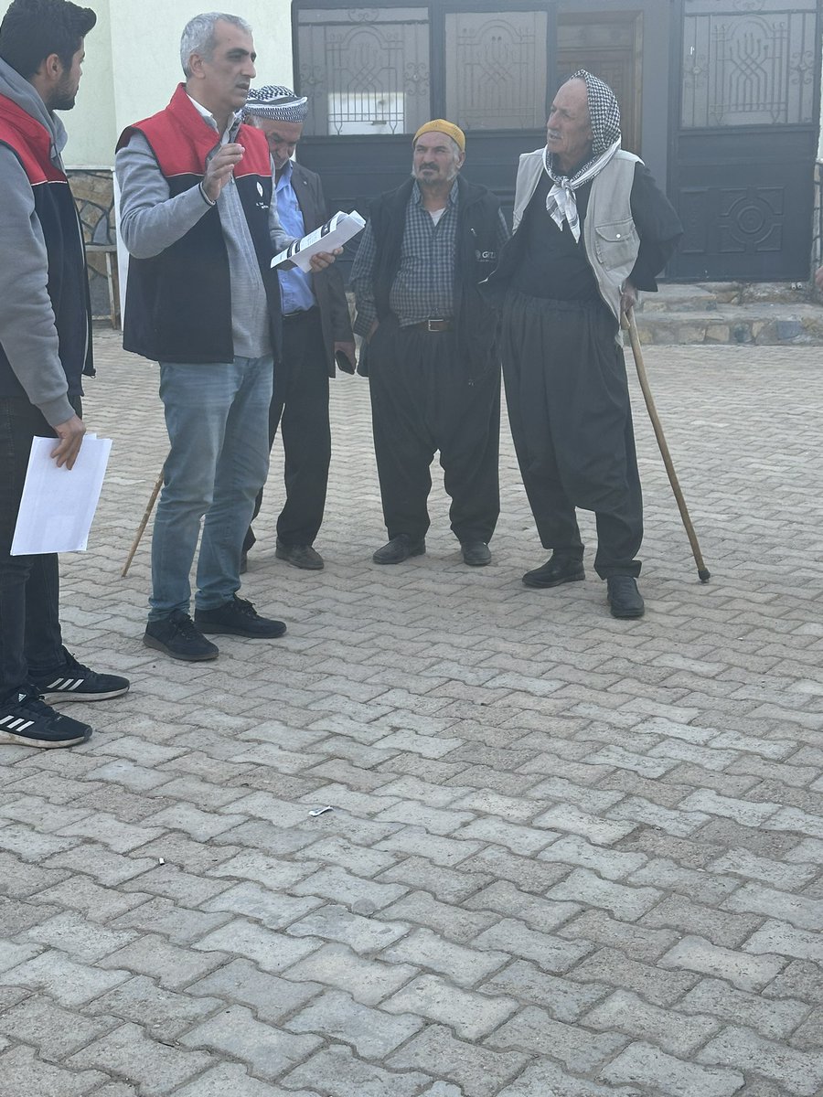 Zmuhendsi's tweet photo. #TarımSahada

Şırnak/Güçlükonak/Yağmurkuyusu Köyü

Yeni Tarımsal ve Hayvansal Destekleme Bilgilendirme Toplantısı https://t.co/zFqkN6mZvU