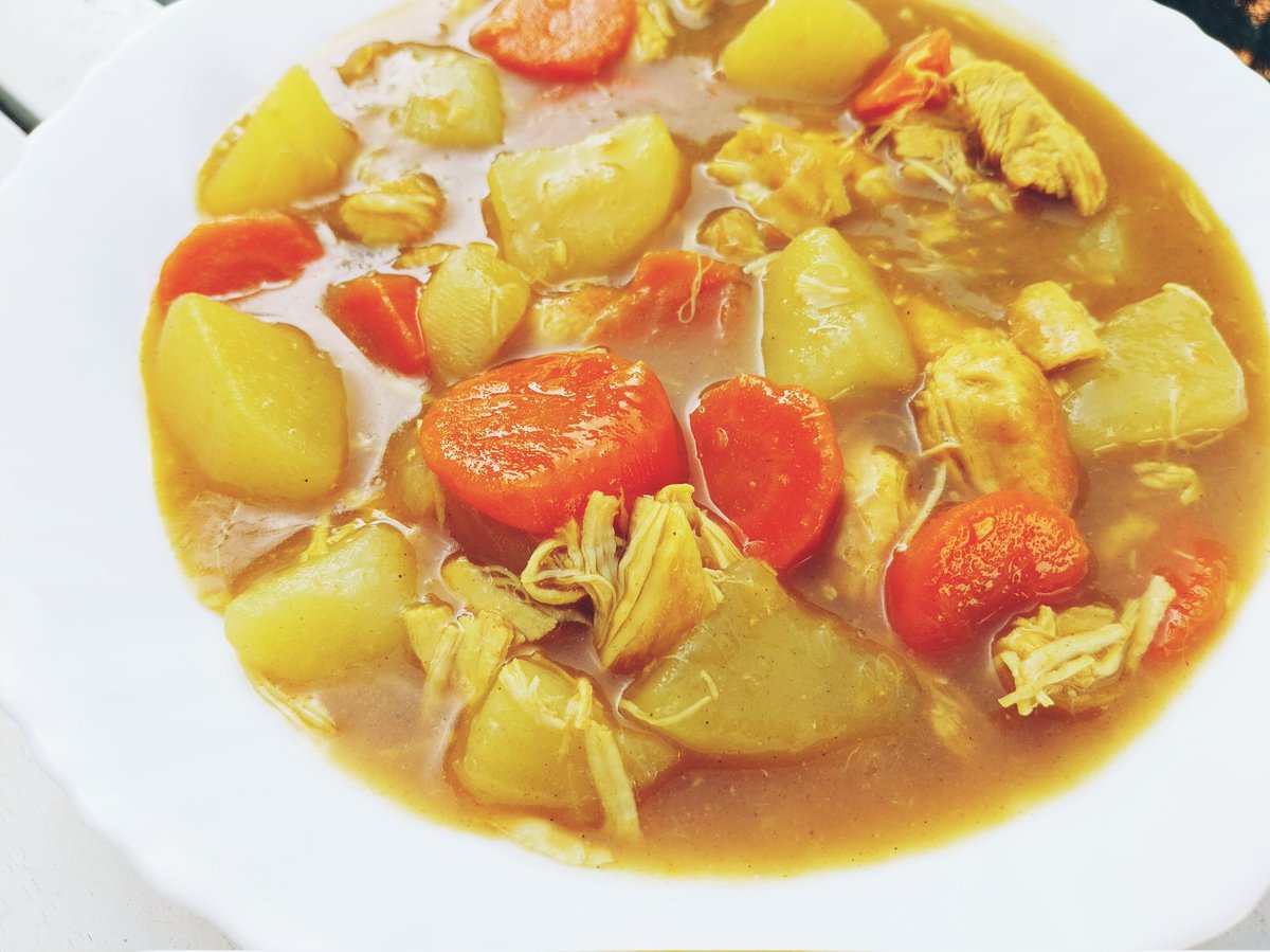 chineselaughter's tweet image. Cooked up my very own curry chicken masterpiece! Who knew my kitchen skills were this spicy? 🔥🍛 A little love, a lot of curry, and voilà—dinner’s served! #ChefInTheMaking #CurryPerfection

Photo by me.