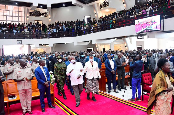 Penkson256's tweet photo. President  @KagutaMuseveni together  with Maama @JanetMuseveni commissioned newly constructed Allsaints Church Cathedral  in Nakasero Kampala  ,the 5000 -seat sanctuary is ranked the biggest  Church  in East  Africa  and Central  Africa  .@ChurchofUganda_ https://t.co/naP9ckB2qA