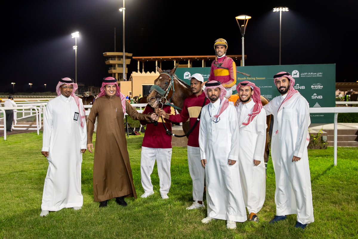 نادي سباقات الخيل tweet media