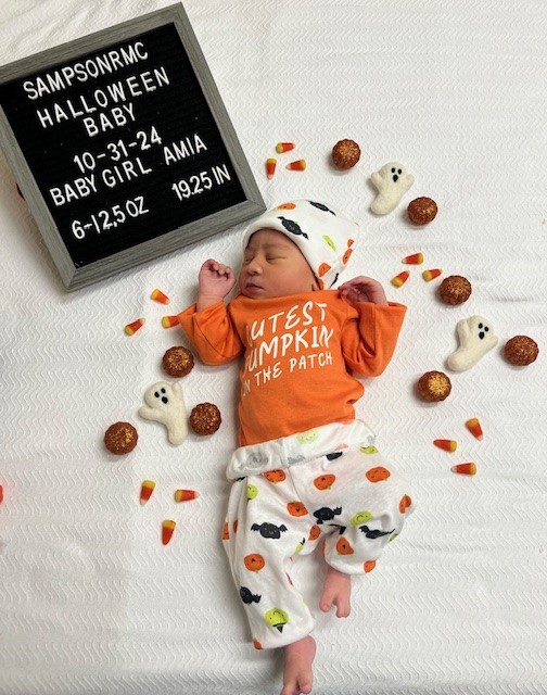 SampsonRMC's tweet photo. Halloween was super sweet this year for this family! Join us in congratulating her family and wishing Baby Amia a lifetime of health, happiness, and lots of treats! 🍬🍭

#HalloweenBaby2024 #SampsonRMC #CutestPumpkin https://t.co/upsxkQmMIF