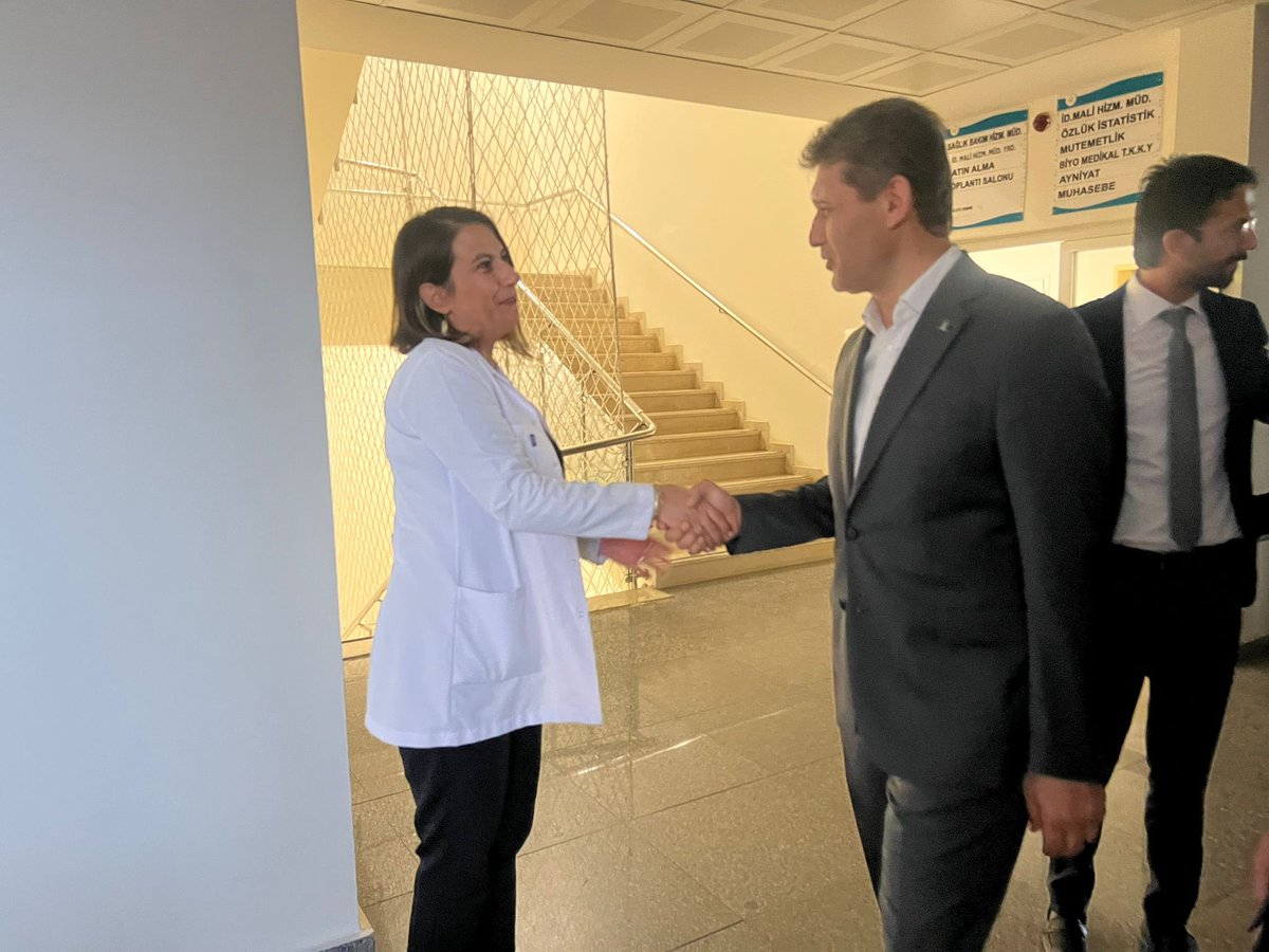 📍Gazipaşa
Gazipaşa Devlet Hastanemizi ve Başhekim Adil Çelik’i ziyaret ettik. Tedavi gören hastalarımıza şifalar diliyoruz.