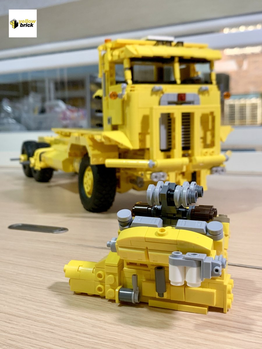yellowbricker's tweet photo. There's still a lot to do!!😊

More pictures: https://t.co/M6XkIkoih3

#lego #technic #bricklink #offroadtrucks #truckking #legomoc #legomoccar #legomoctruck #legomodels #modeltruck #classictruck #oldtruck https://t.co/zHZhaWtmfn