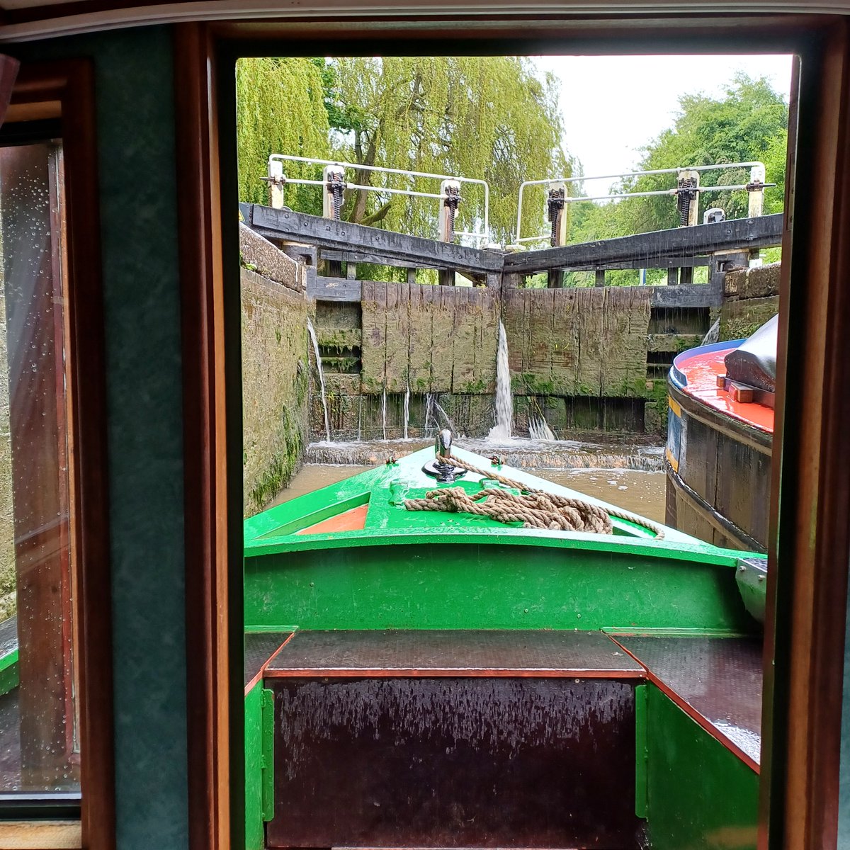 LNBP_Braunston's tweet photo. So, November and the last weekend of our 2024 boating season.
Today we welcome another group from our old friends at Caterham Scouts who are joining us for another of their #scouting adventure residential weekends.
Have a wonderful few days and time everyone.
#communityboating https://t.co/Dp5oEGoCvy