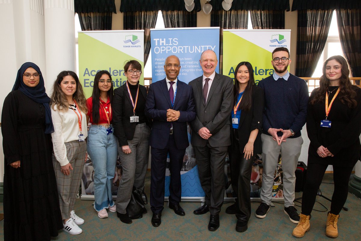 LutfurRahmanTH's tweet photo. I'm pleased to announce since 2023, over 2300 students have been awarded grants, totalling nearly 2 million pounds! Through initiatives such as EMA and university bursaries.

Empowering young people by giving them the opportunity to receive the best education possible. 🎓 https://t.co/Xsy9nEUHVi