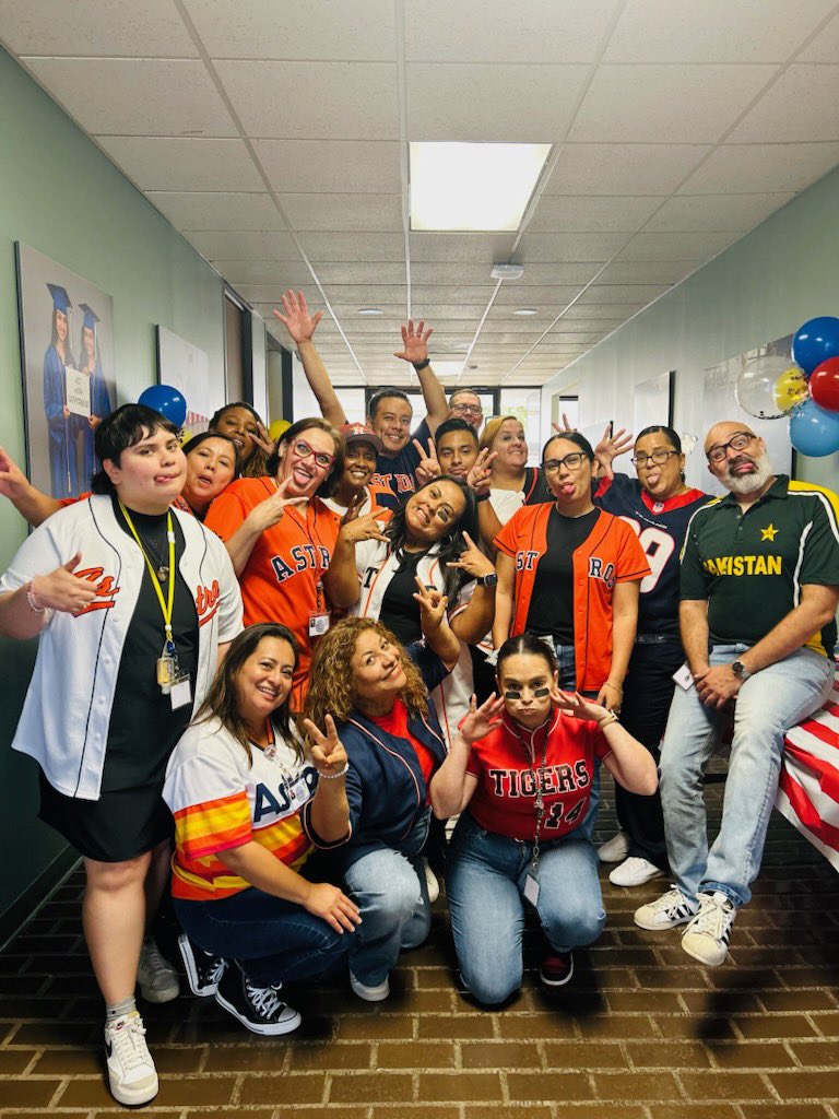 Josie Lopez-Rosa (@josielopezrosa) on Twitter photo <a href="/swschoolstx/">Southwest Public Schools</a> 
When your team members are the REAL MVP‼️
Official of Special Pops ALWAYS shows up‼️ <a href="/swschoolstx/">Southwest Public Schools</a> 
When your team members are the REAL MVP‼️
Official of Special Pops ALWAYS shows up‼️
