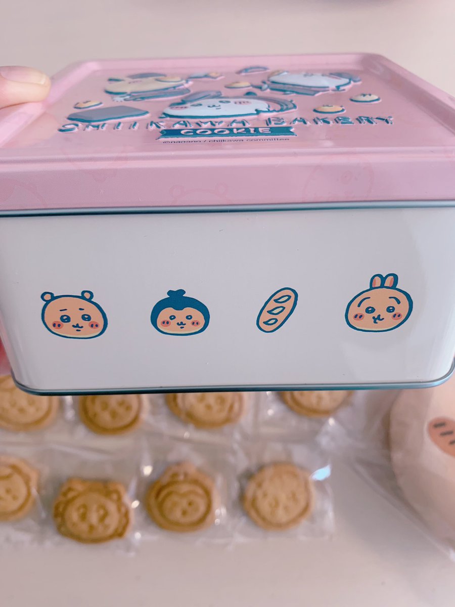 ちいかわベーカリー クッキー缶セット m42505497320_1.jpg?1730262071