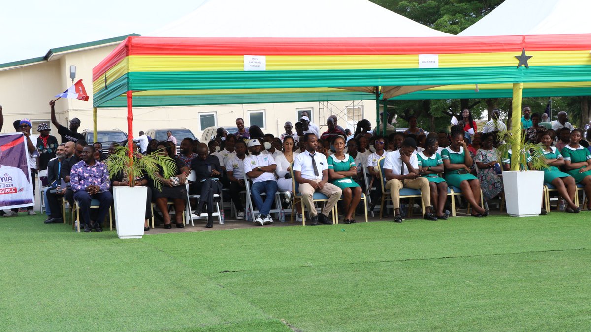 mohgovgh's tweet photo. In an effort to digitize healthcare delivery in the country, the Ministry of Health, supported by the Government of Ghana, has commissioned the National E-Health project also known as the Lightwave Health Information Management System (LHIMS) in Accra. https://t.co/2s8F7EgN9b
