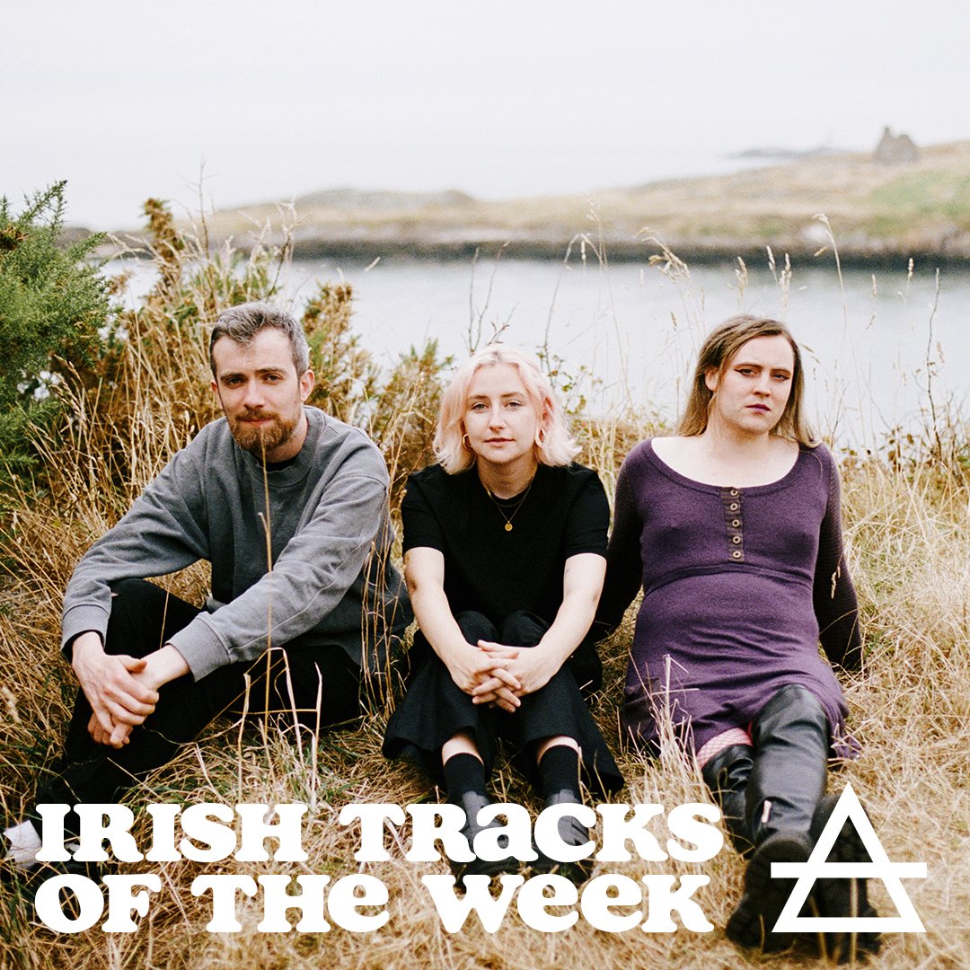 The Thin Air (@thethinair) on Twitter photo Against absolutely no odds, we’ve pulled together the very best Irish sounds of the week once again. Dive into brand new <a href="/mhaolmusic/">M(h)aol</a> <a href="/christymoore45/">Christy Moore</a> <a href="/eveclague/">Eve Clague</a> @rorynellis <a href="/susipagel/">susi</a> <a href="/VivaJerryFish/">Jerry Fish</a> feat. <a href="/MayKay316/">May Kay</a> and more
thethinair.net/2024/11/irish-… Against absolutely no odds, we’ve pulled together the very best Irish sounds of the week once again. Dive into brand new <a href="/mhaolmusic/">M(h)aol</a> <a href="/christymoore45/">Christy Moore</a> <a href="/eveclague/">Eve Clague</a> @rorynellis <a href="/susipagel/">susi</a> <a href="/VivaJerryFish/">Jerry Fish</a> feat. <a href="/MayKay316/">May Kay</a> and more
thethinair.net/2024/11/irish-…