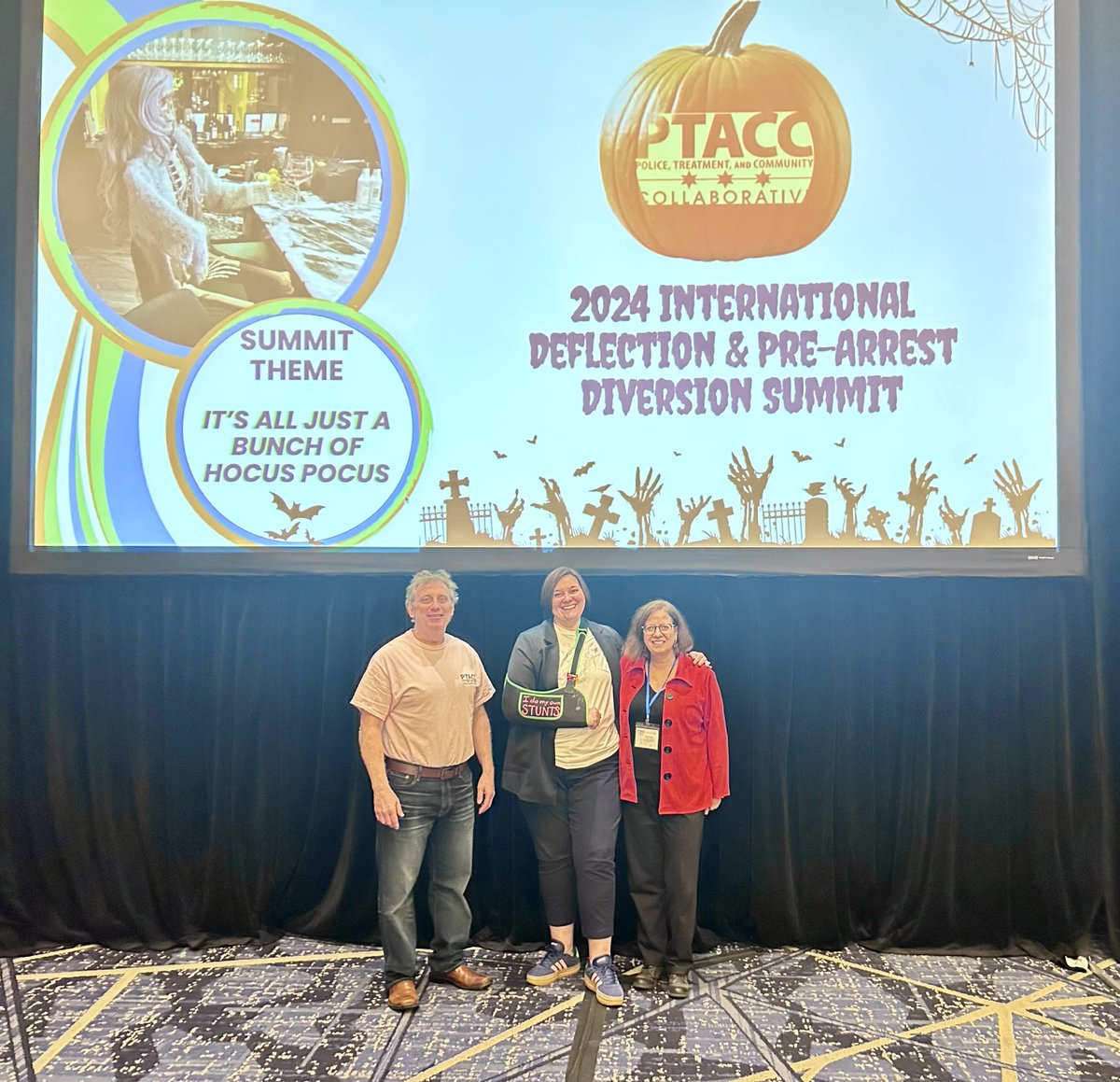 APAinc's tweet photo. APA presented a workshop titled “Breaking Cycles of Violence through Survivor-Centered Diversion” at the PTACC Police, Treatment, and Community Collaborative annual training summit in Seattle, WA.
@YWCAworks @KCProsecutor #APAInc #prosecutors https://t.co/7VChJEca17