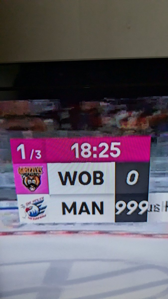 Die Adler hatten gestern richtig Lust Tore zu schießen😉 #WOBvsMAN #fuermannheim <a href="/MagentaTV/">MagentaTV</a>