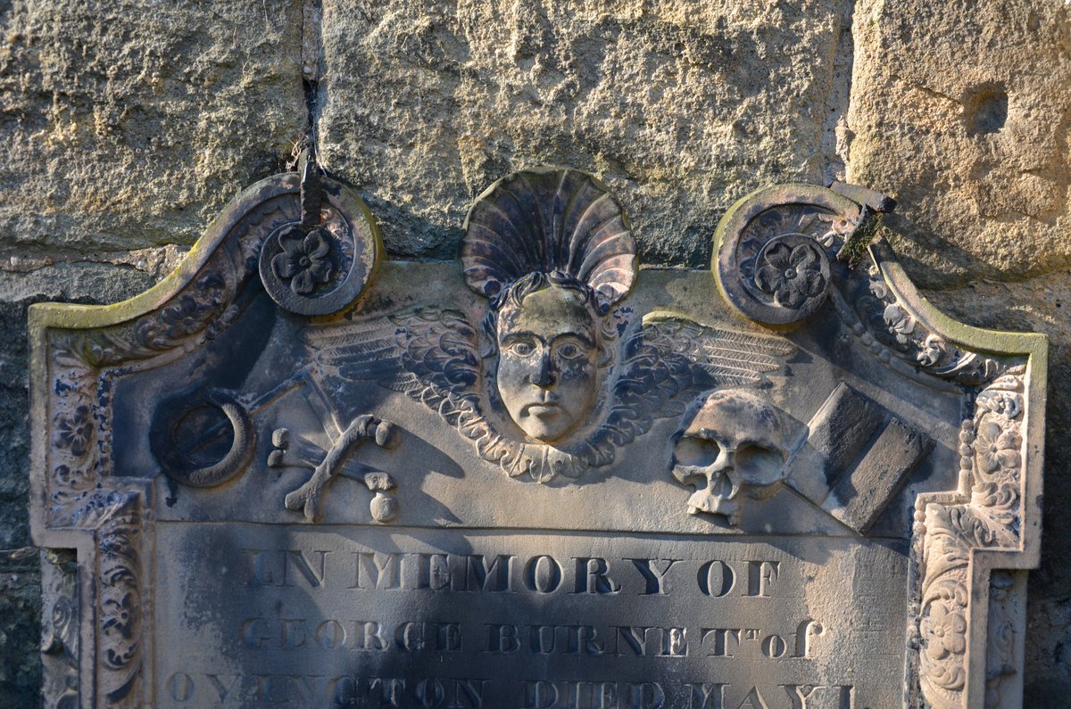 TyneSnapper's tweet photo. #Ovingham #Northumberland #Taphophile Photographed 28th February 2017 the headstone of George Burnet in the churchyard of St Mary's Ovingham Northumberland.
Plenty of funeral symbolism. https://t.co/XSFEavLEKu