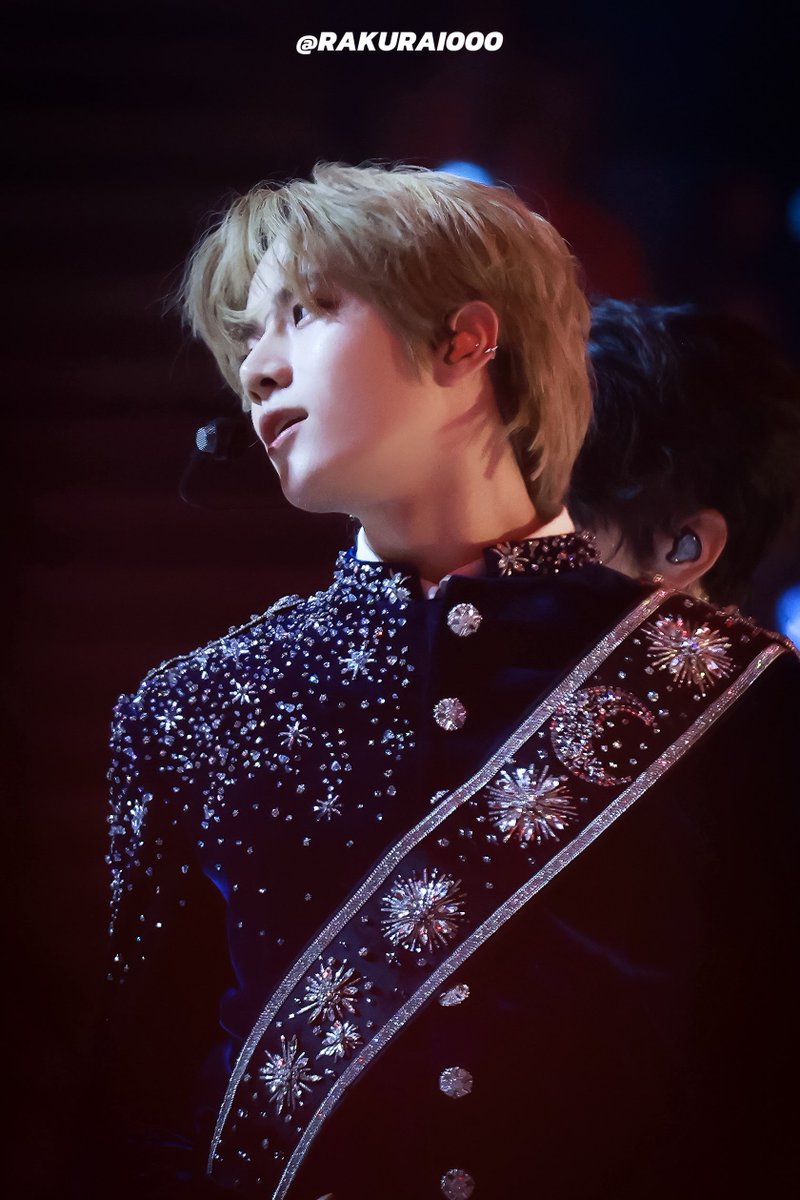 RAKURAI000's tweet photo. 241101
D-1 🐺 with New clothes💖

#BEOMGYU #범규 #ボムギュ 
#TXT_BEOMGYU #TXT_범규 
#TOMORROW_X_TOGETHER 
#TXT_TOUR_ACTPROMISE 
#투바투  #TXT  #투모로우바이투게더 https://t.co/LTVsJ48cP2