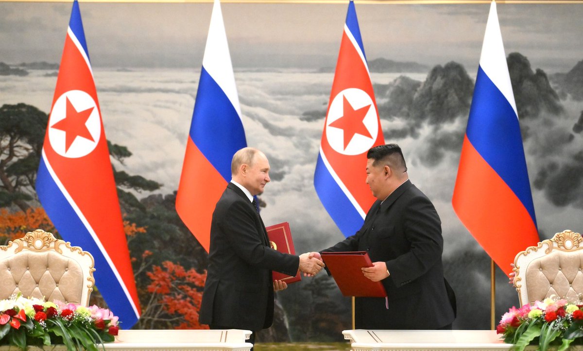 DoloresdelVal16's tweet photo. @aapayes Rusia🇷🇺dice que tiene la intención de continuar desarrollando relaciones con Corea del Norte🇰🇵y que "nadie puede detenernos".
https://t.co/bfJAjsrCWw
@SomosRMNoticias @ActualidadRT @teleSURtv @g1 @CancilleriaVE @_MariaZakharova @VTVcanal8 @rianru @_AfricanUnion @XHNews #NYTime https://t.co/TGMwQMTt1R
