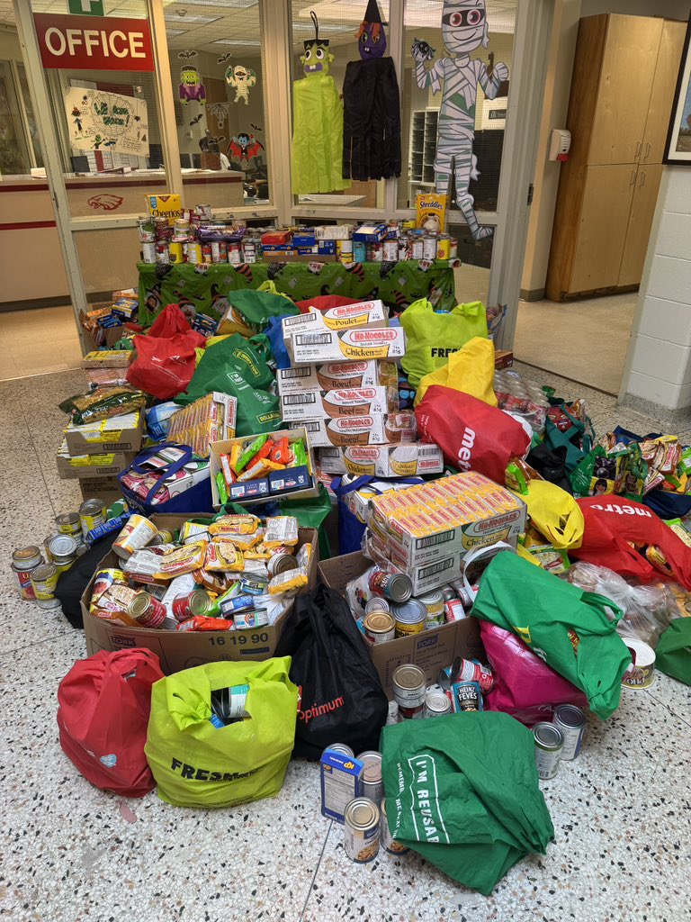 Our We Scare Hunger food drive was a huge success. This is what more than 3000 food items looks like.  Way to go Eagles! <a href="/niagaracatholic/">Niagara Catholic DSB</a>