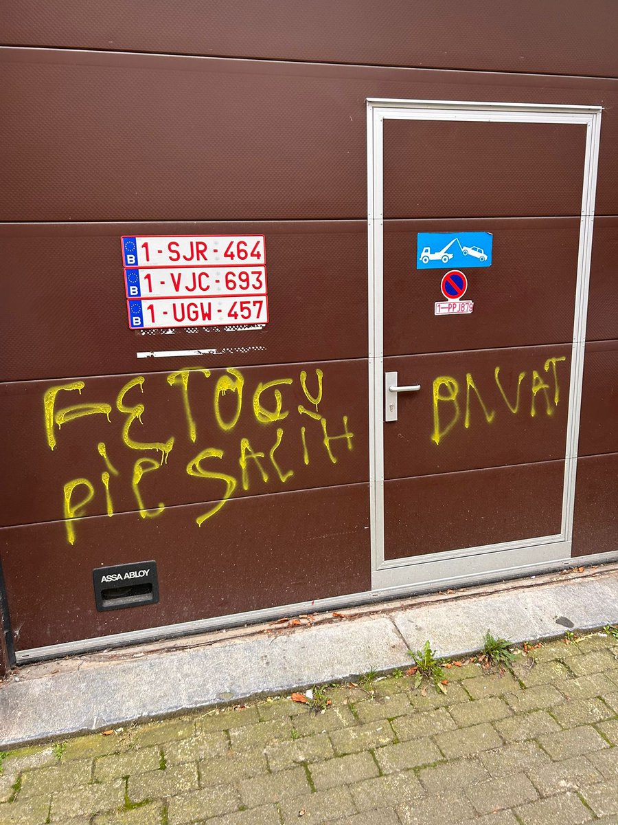 Je dénonce fermement l’harcèlement et  les violences que subissent Salih Demirhan, engagé de Schaerbeek, et sa famille depuis qu’il a dénoncé la montée potentielle de l’extrême gauche au pouvoir dans des communes. Non, tout n’est pas permis et nous ne laisserons pas faire.