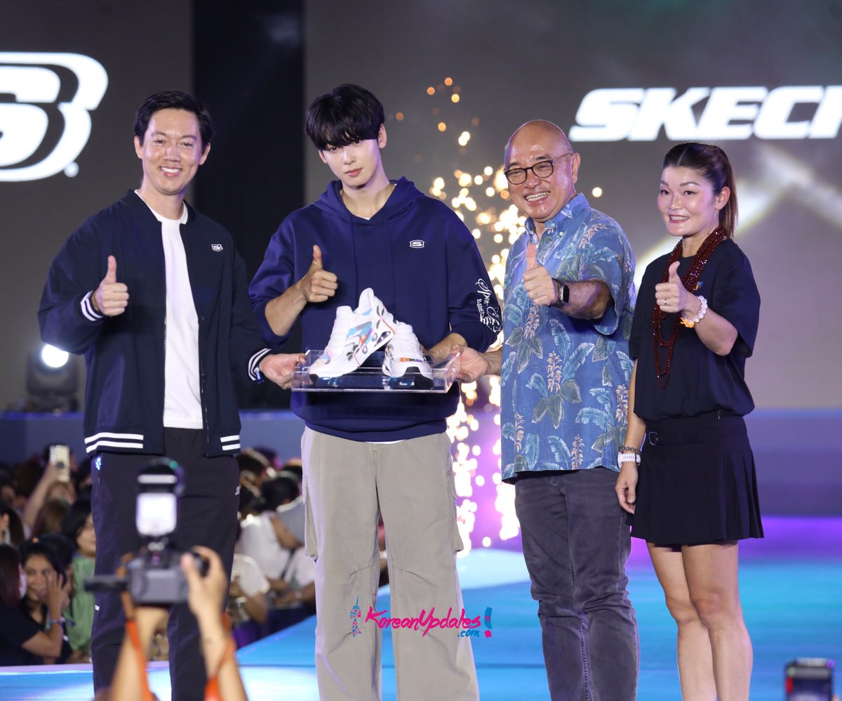 KoreanUpdates's tweet image. #srchafreen #Goyyog #CHAEUNWOO #SkechersTH #SkechersCTWgrandopening