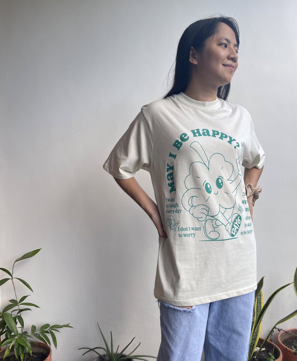 gr8fullycre8ing's tweet photo. DAY6 HAPPY tee photo sketch ✨

I’m wearing size M and my brother is wearing size L 🍀 https://t.co/6jMQlPGIQk