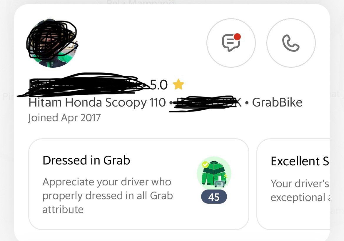 putputriaulia's tweet photo. Baru juga berapa hari lalu kena scoopy, tadi pulang kena scoopy lagi. Mana jumat macet bgt, perjalanan 1 jam, menyala pantatkuu. Emg kata orang makin ga suka kadang malah makin suka dideketin, tapi sumpah atuh untuk model motor yg ini mah maaf banget aku ga kuat 🥲🙏🏻 https://t.co/oJbQ5G8x3x