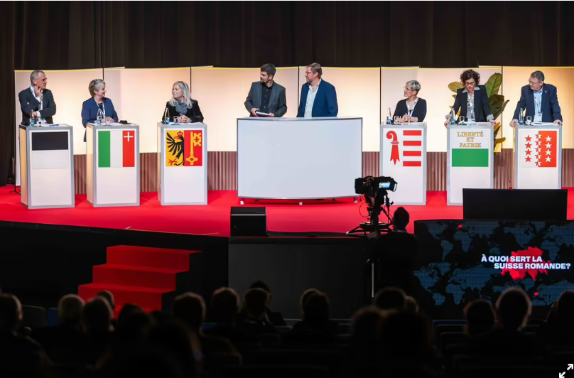 A quoi sert la Suisse romande? Diese provokative Frage war das Thema des diesjährigen «Forum des 100» @forumdes100 von <a href="/LeTemps/">Le Temps</a>. In der SRF-Sendung «Die Woche in den Schweizer Sprachregionen» haben wir darüber gesprochen. Dies und mehr hier: srf.ch/audio/die-woch…