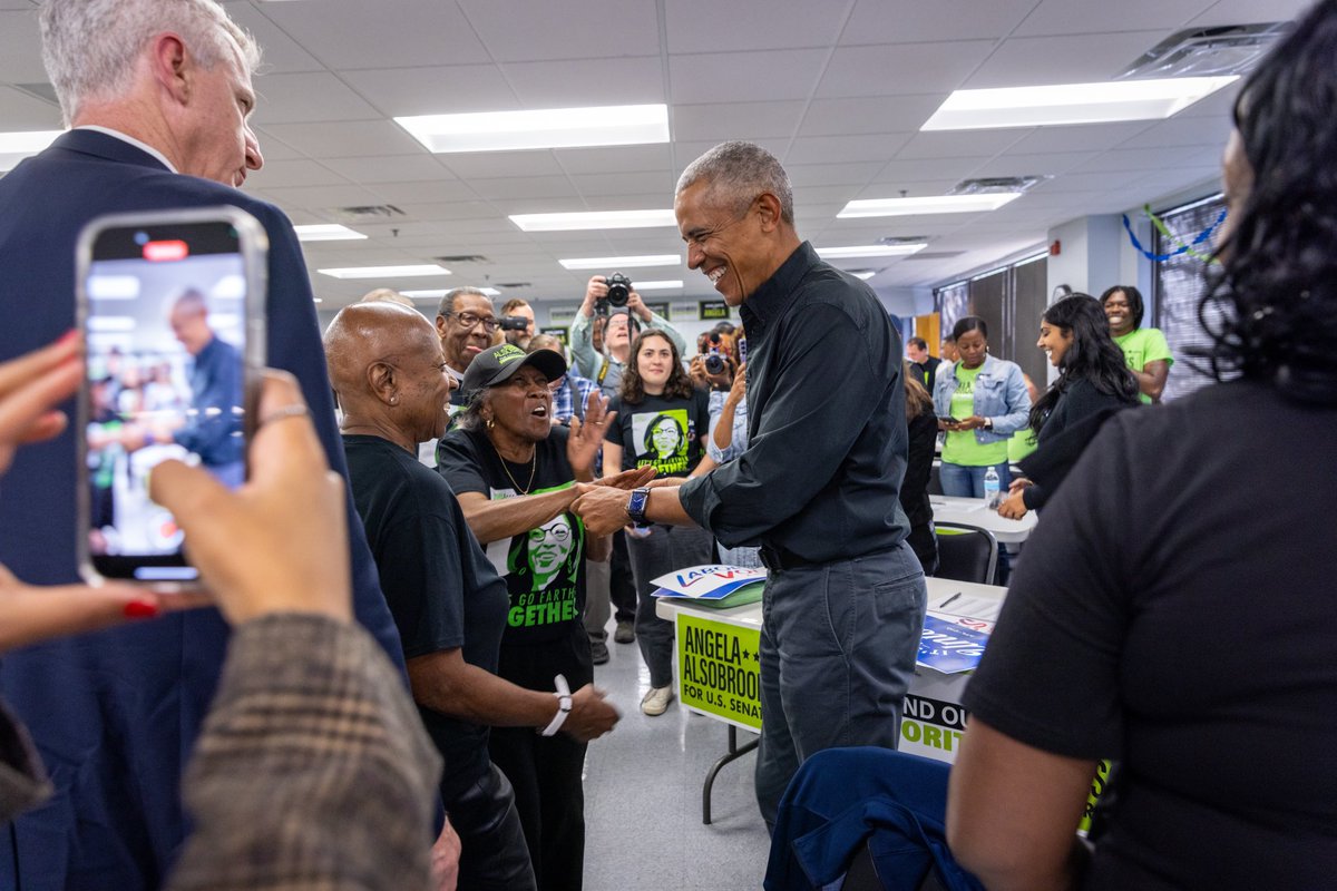 Chris Van Hollen (@vanhollenformd) on Twitter photo Nobody knows the importance of organizing better than our friend <a href="/BarackObama/">Barack Obama</a>.
It was so great to welcome him to Prince George’s County to talk to some fired up phone bankers and help #GOTV for <a href="/AlsobrooksForMD/">Angela Alsobrooks</a>!
(A perk of volunteering — you never know who might show up!) Nobody knows the importance of organizing better than our friend <a href="/BarackObama/">Barack Obama</a>.
It was so great to welcome him to Prince George’s County to talk to some fired up phone bankers and help #GOTV for <a href="/AlsobrooksForMD/">Angela Alsobrooks</a>!
(A perk of volunteering — you never know who might show up!)