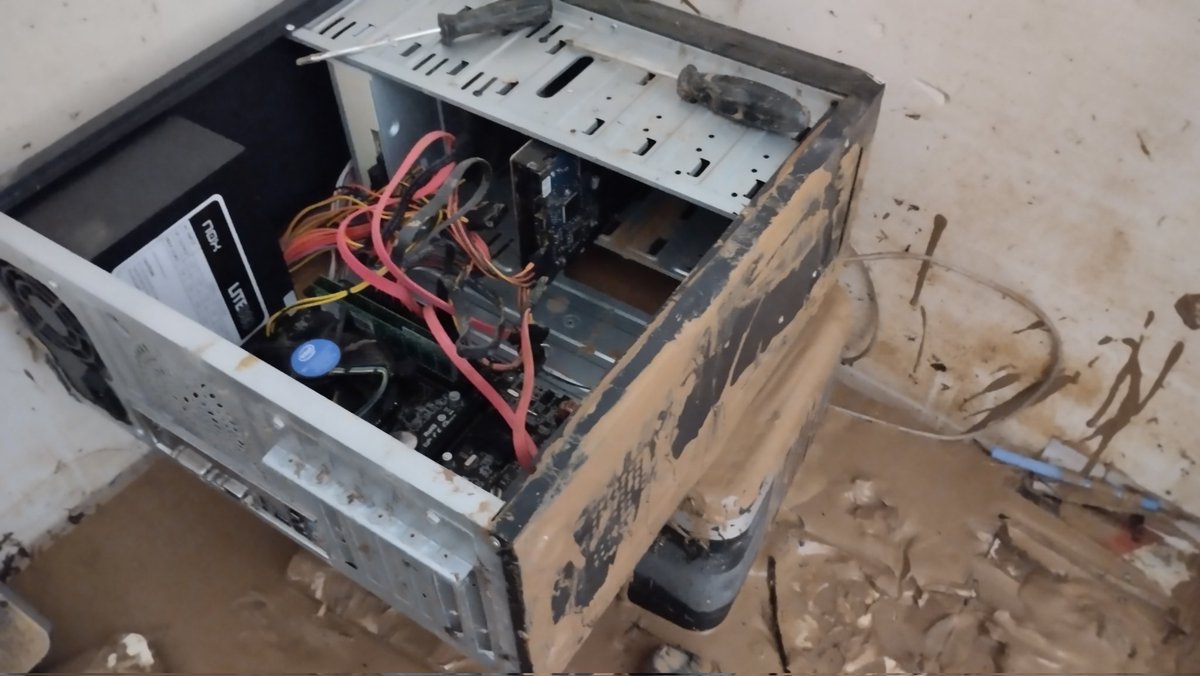 Ángel Martínez Cavero tweet media