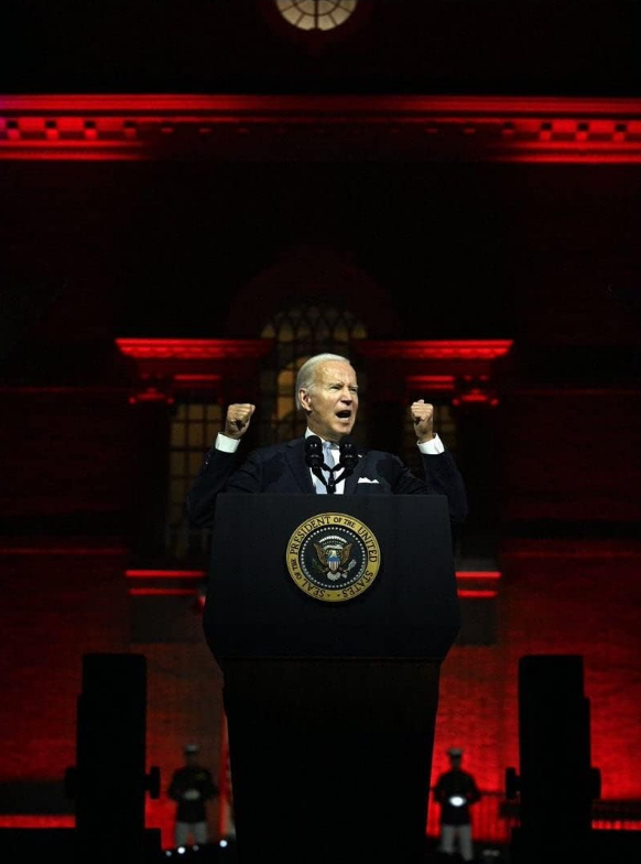 IambcPentamastr's tweet image. #DemocratDictator #GarbageForceOne #GarbageGate #VoteTrumpToSaveAmerica