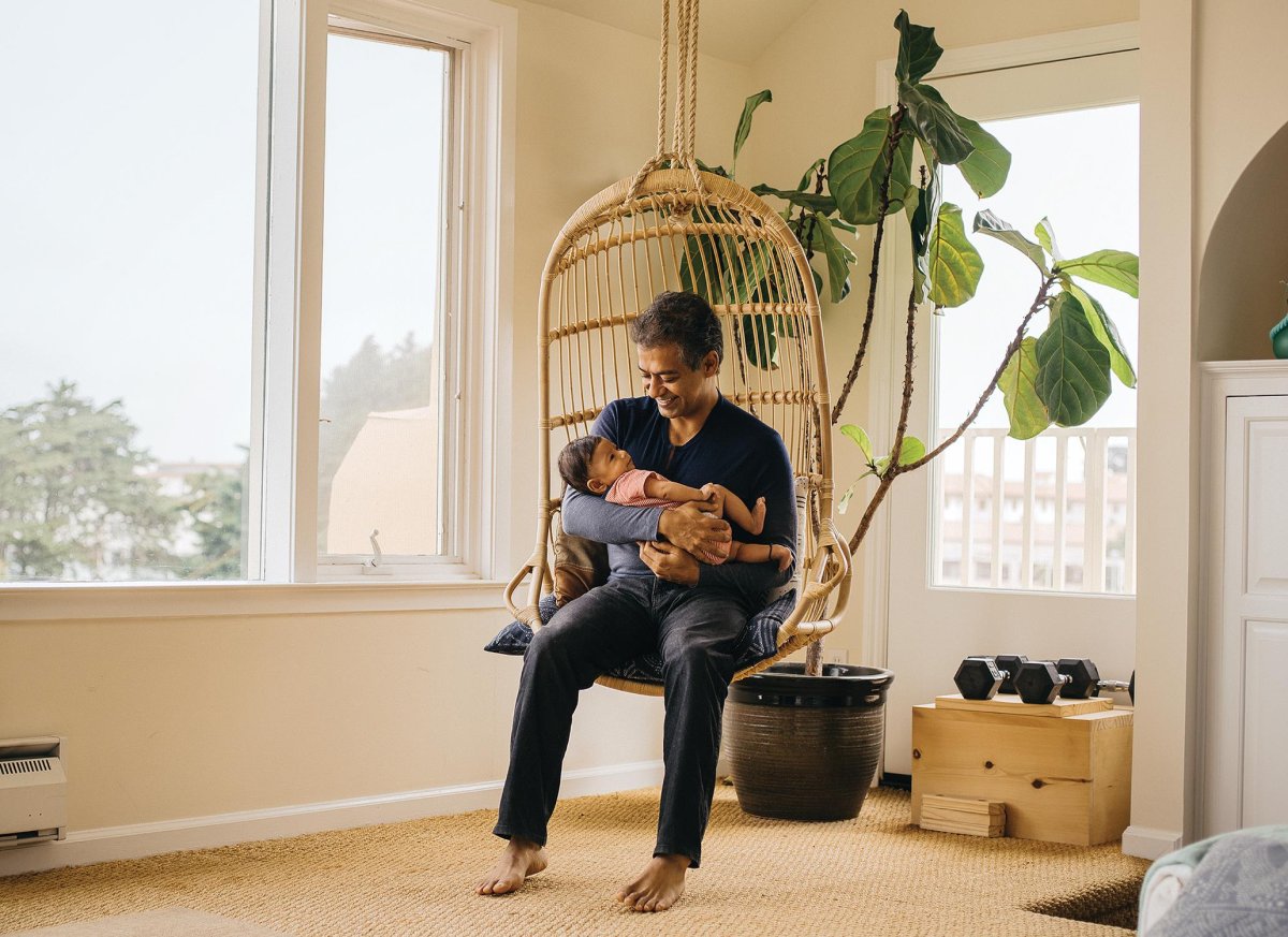 Listened to @Naval's perspective on happiness in a podcast, and it really resonated with me:

"Self-obsession is the root of all unhappiness.

The happiest people in life love something more than they love themselves.

They love their children, they love God, they love their