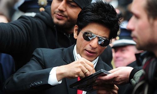 shahrukcafe's tweet photo. I have not come here to compete, I have come here to rule 
                 - ShahRukhKhan 

#HappyBirthdaySRK https://t.co/mYadV0fAqL