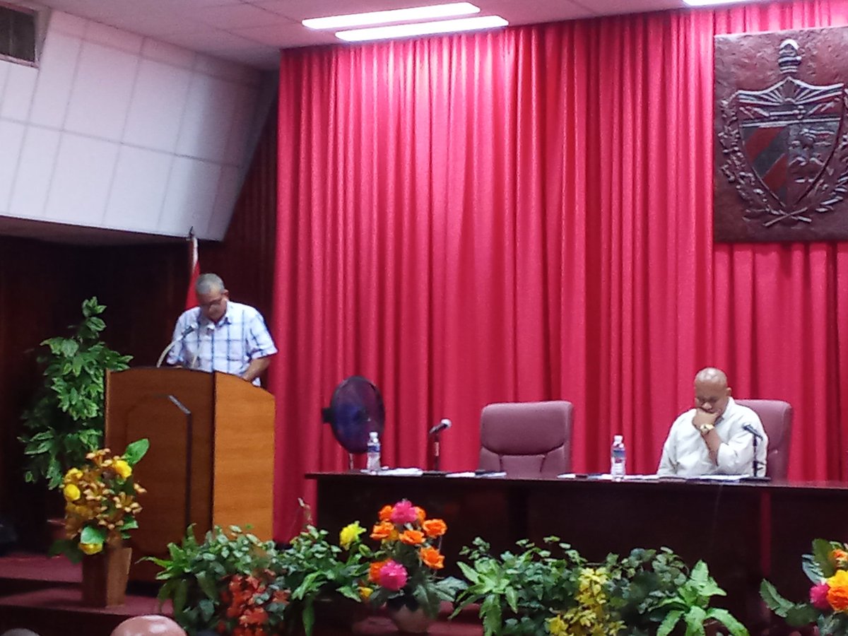 FrankOsbel's tweet photo. Durante el Consejo Provincial presenté el cronograma y la Comisión Provincial para la Rendición de Cuenta de @AlexisLorente74.
#SanctiSpíritusEnMarcha
@DeivyPrezMartn1 @DiazCanelB @PartidoPCC @PresidenciaCuba @MMarreroCruz @SanctiSpiritus1 https://t.co/NEI0sWIXtc