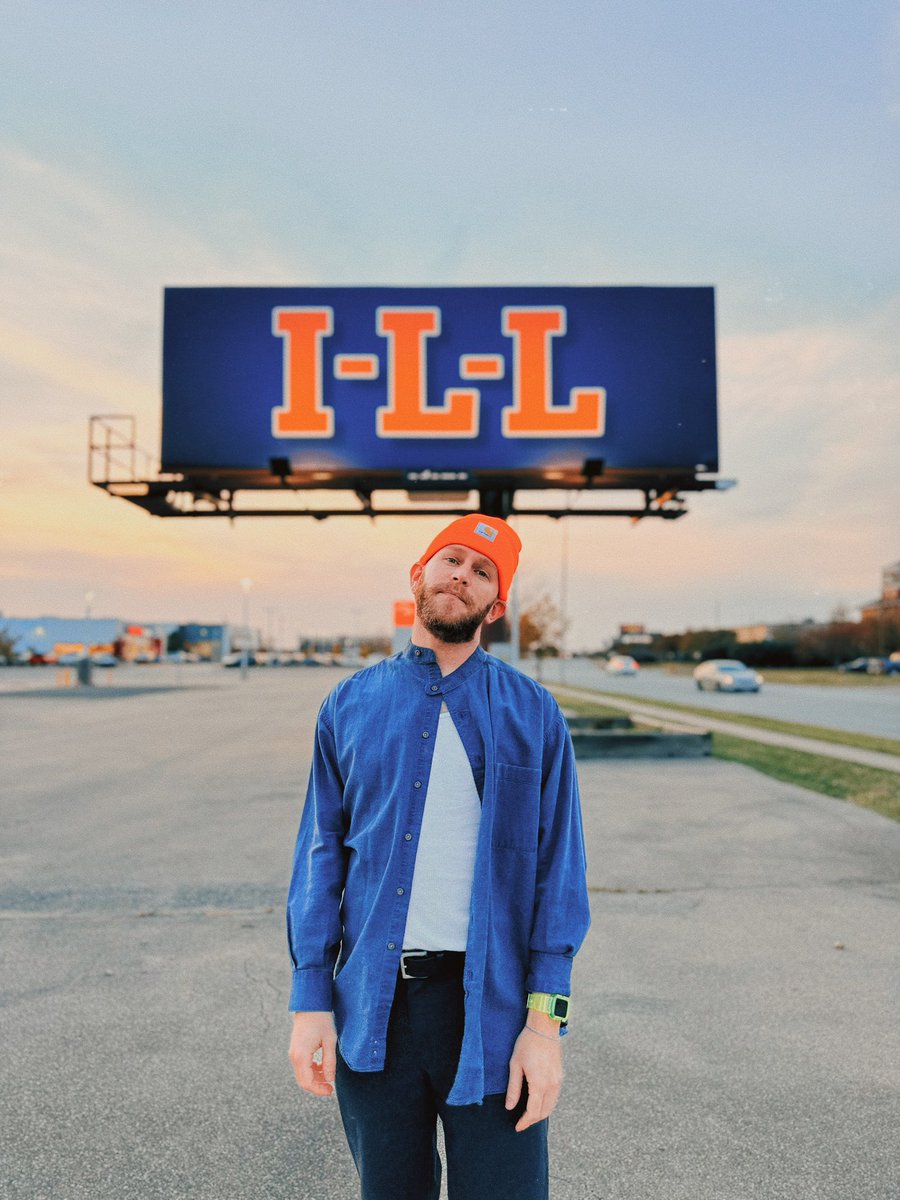 New gay meat song “Champaign Ill” drops 11/14 gonna try not to be annoying about this one. Presave link in biography. Thank you love you! 🟨