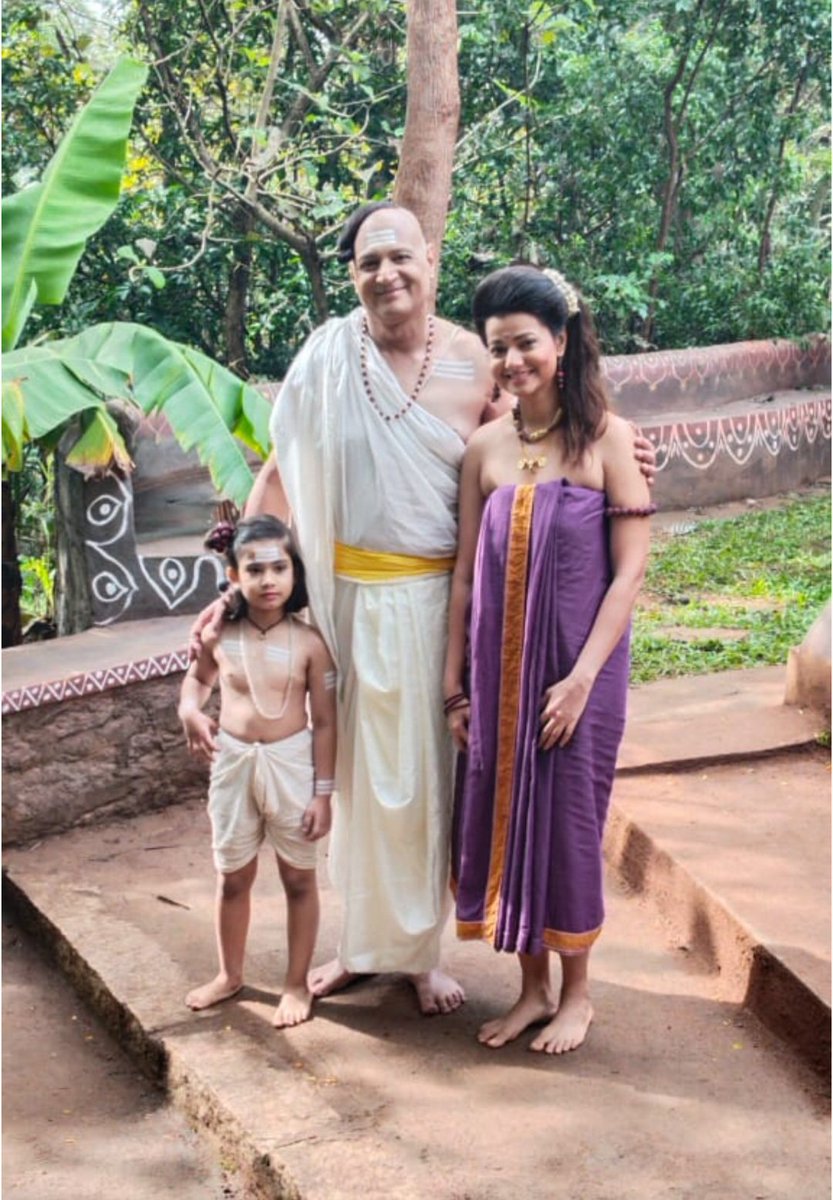 SANDEEPmohan_'s tweet image. youtu.be/Wl_HHFa7rYc?si…

सनातन परंपरा के धर्म ध्वजा वाहक #आदिशंकराचार्य पर बनी #webseriesnews #AADISHANKRACHARYA now streaming on artofliving.app.मैंने इसमें #shankracharya के पिता #acharyashivguru की भूमिका निभाई है। ज़रुर देखें! शुभ दीपावली 🙏🏽🎊🥳