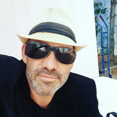 TRETalkRadio's tweet photo. Join @marbellagiles for the last ever It's GB not GQ! π’ We'll have all of the usual madness from the man who put the 'Fried' in Friday! #FooFriday Join us from 16.00CET πΈ https://t.co/SII7MPSpMO