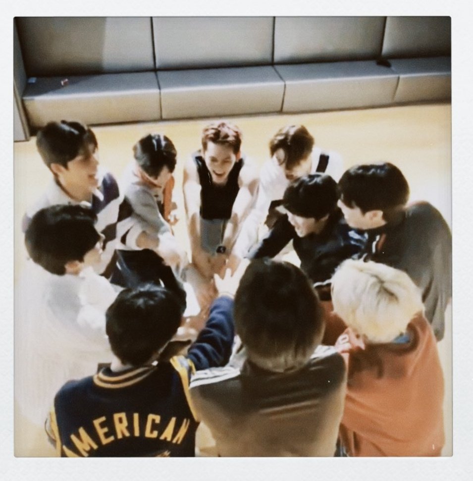 𝓛𝓲𝔃 ‧˚❀༉˚ | 𝐋𝐎𝐕𝐄 𝐏𝐔𝐋𝐒𝐄 09.01.25 ❤️🔥 tweet media