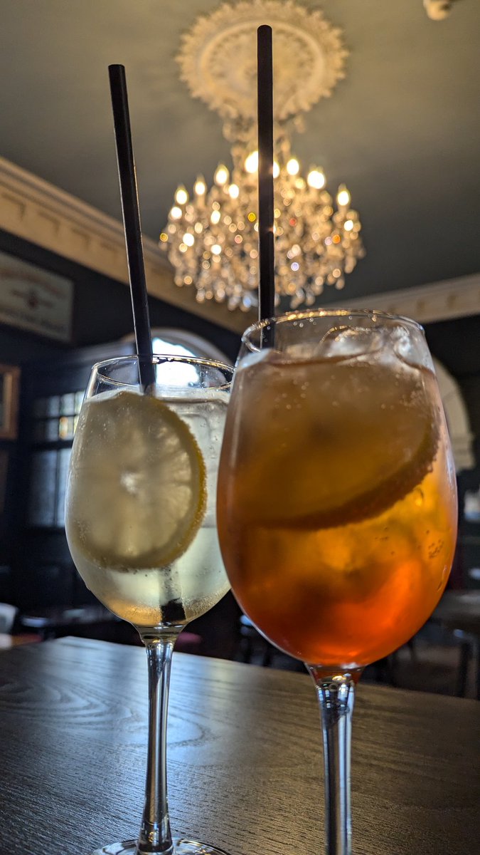 2CoffeeStops tweet media