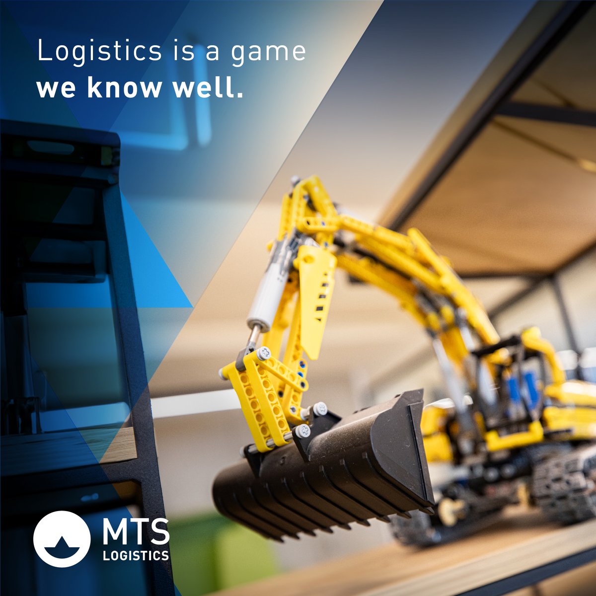 mts_logistic's tweet photo. At MTS Logistics, we play the game of logistics with expertise and fairness. Every move is a carefully planned strategy to achieve the best results for our clients.

#MTSLogistics #LogisticsGame #FairPlay #ExpertInLogistics #StrategicSolutions #ReliableService https://t.co/FSbehSLjPZ