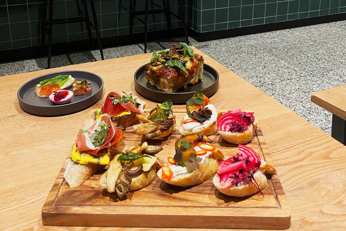 Leeds Dock tweet media